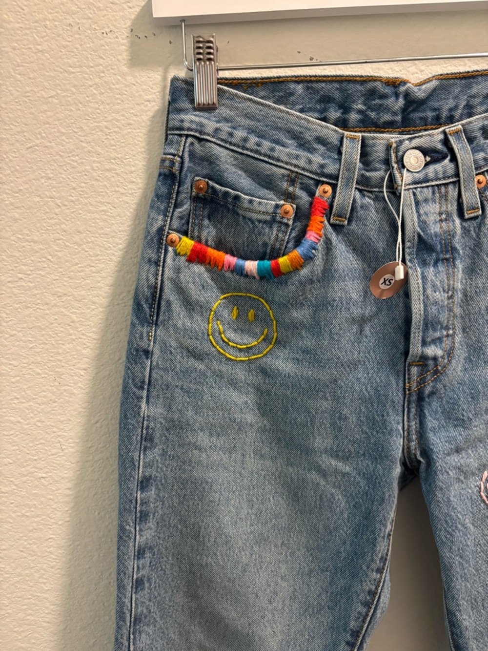 Embroidered Smile Patch Distressed Women's Jeans - Light Blue, size XS - Picture 5 of 6